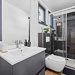 Sea View Sannor By Vellaris, Luxury Mobile