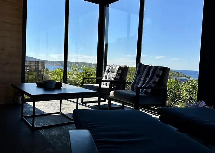 Sea View Sannor By Vellaris, Luxury Mobile Camping *