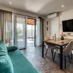 Кемпинг Sea View Sannor By Vellaris, Luxury Mobile *